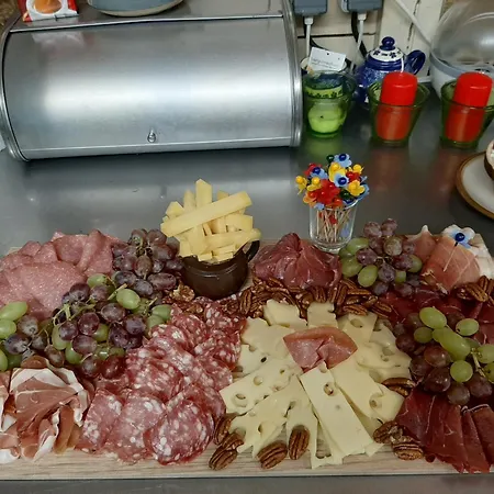 Grenzbaude, Waltersdorf, Sachsen 3*